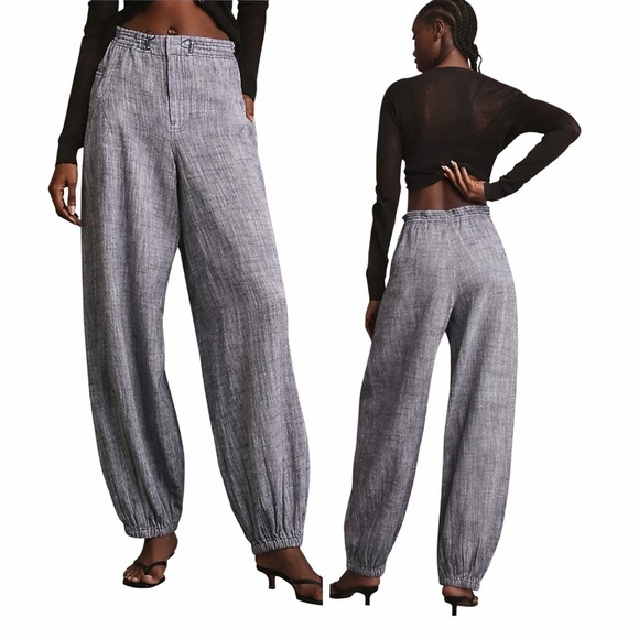 Pilcro Pants - EUC Anthropologie Pilcro Slub Twill Parachute Pants Iris Blue Oversized Jogger M